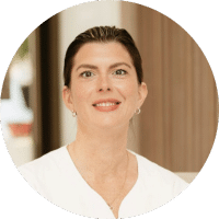 Nadine Krahe ganzheitliche Massage Ascendium Akademie Heilpraktikerschule